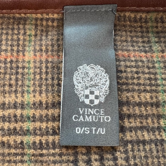 Vince Camuto Poncho Cape Plaid Brown Buckle British Heritage Academia Classic OS - Picture 8 of 12